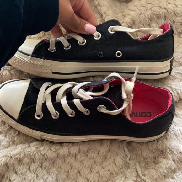 Converse - Picture 2 of 3